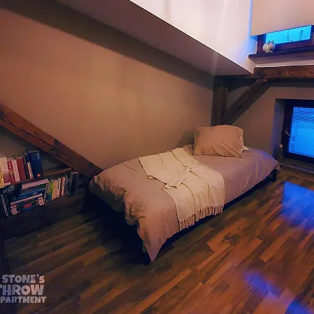 A Stone's Throw Lägenhet Kraków